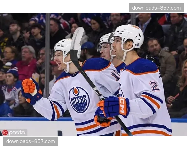 NHL常规赛：埃德蒙顿油人队凭借麦克戴维德加时绝杀，豪取十连胜